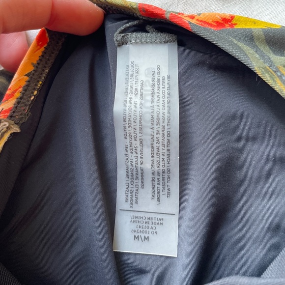 Floral swimsuit size: Medium Brand: Simon’s - Picture 3 of 4